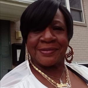 Meet your Posher, Jeanette